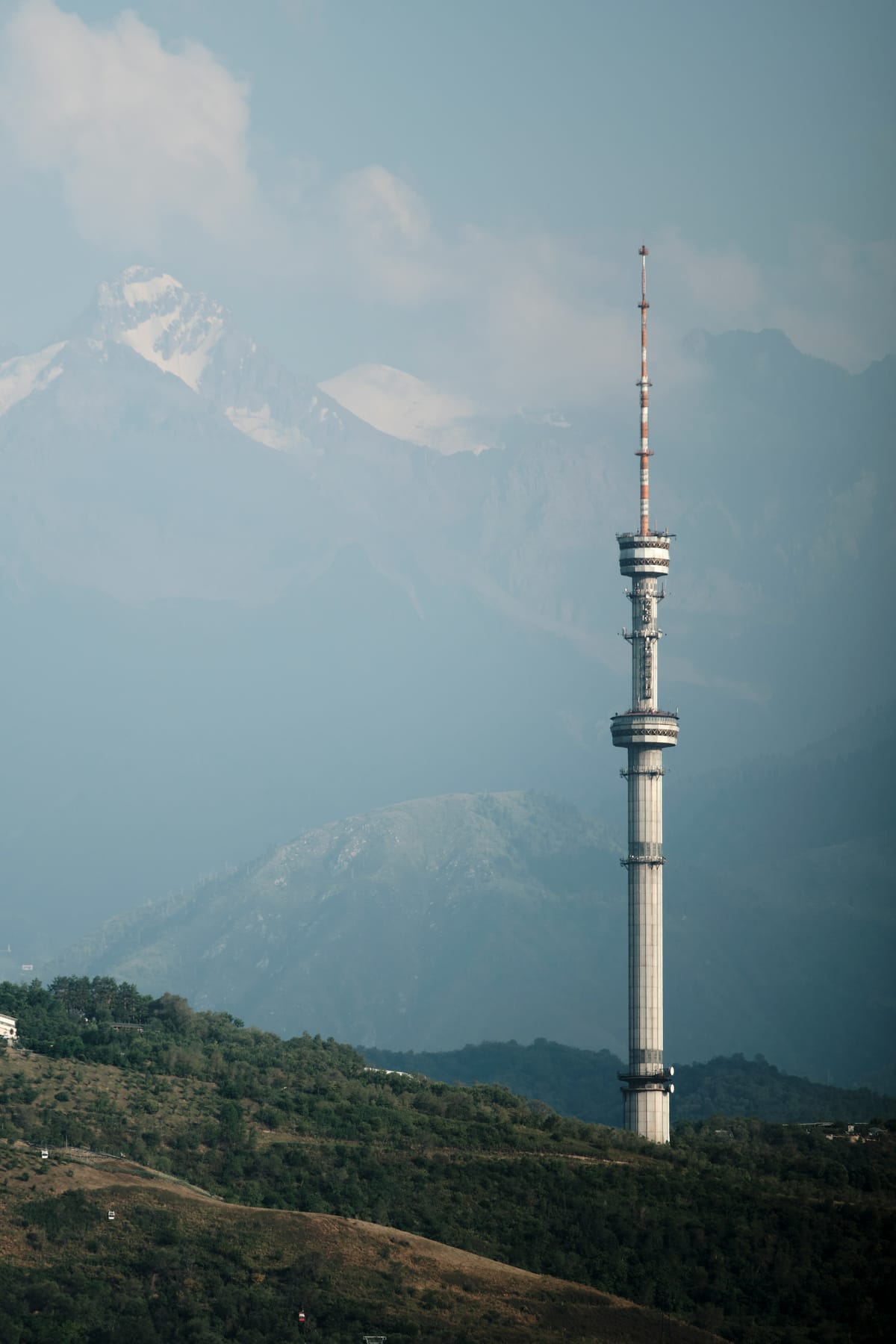 https://www.magasinetroest.dk/content/images/2025/09/chingiz-t-ZcinuhvzXXM-unsplash.jpg