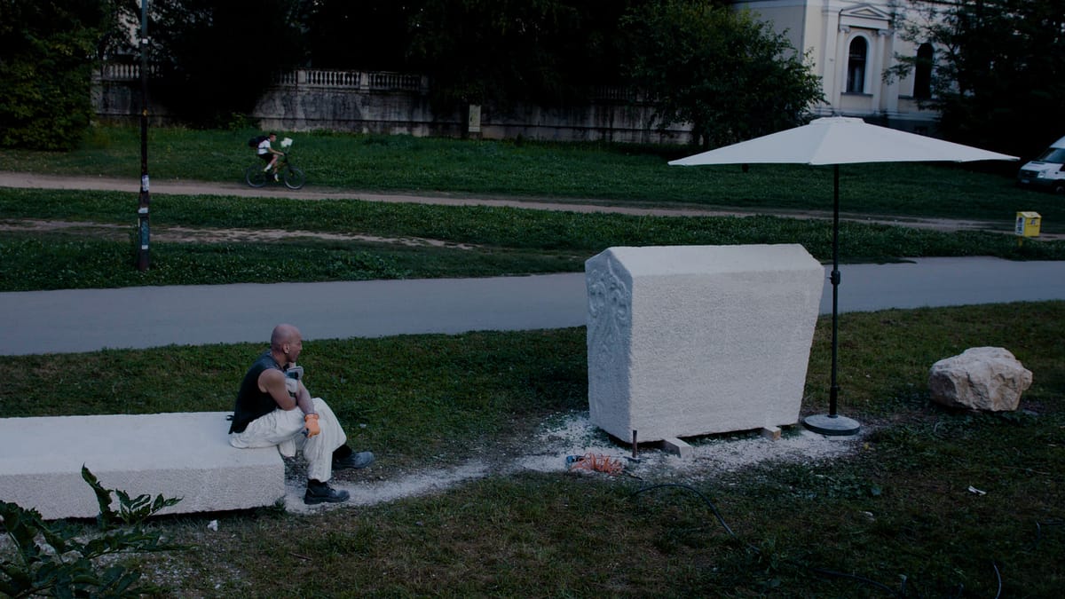 Når fortiden stadig trækker tråde: Danmark og Bosnien 30 år efter krigen